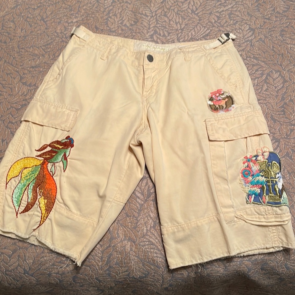 Embroidered Beige Cargo Shorts